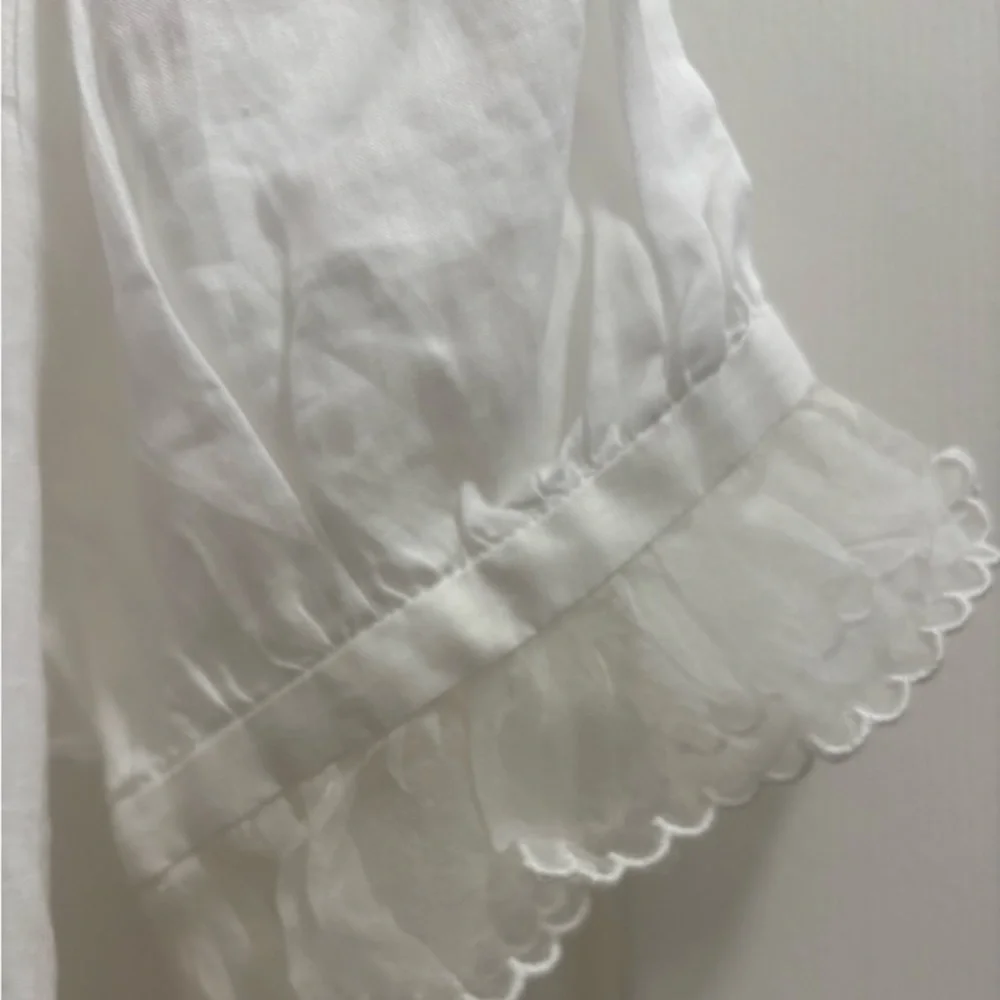 Doen White Ruffled Blouse - Picture 2 of 2